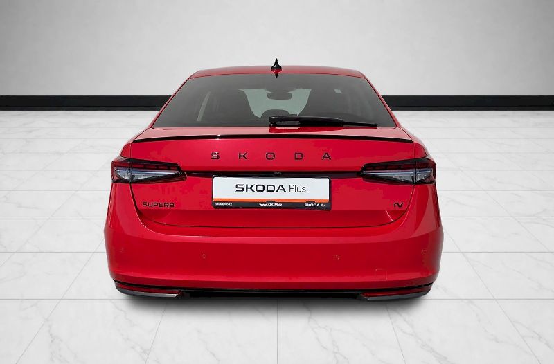 Škoda Superb (2025) iV SportLine 1,5 Tsi 150 Kw DS - fotka 44 z 47