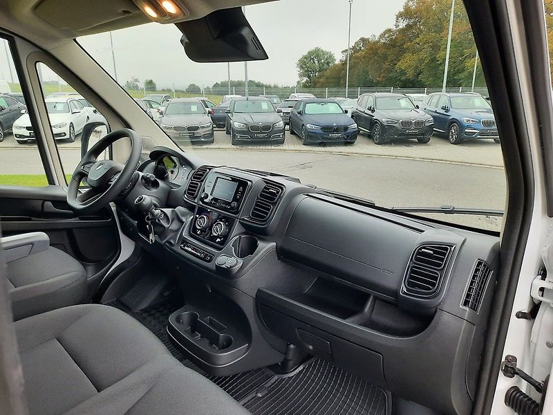 Peugeot Boxer (2026) FG 3300 L2H1 BHDi 140k M6 - fotka 14 z 22