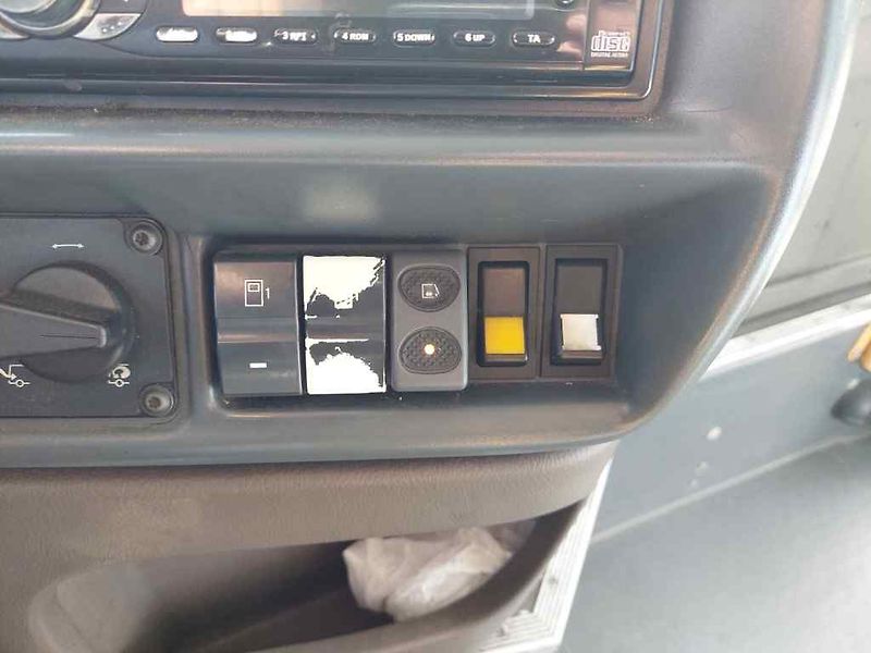 Irisbus SFR 162 nízkopodlažní - fotka 37 z 53