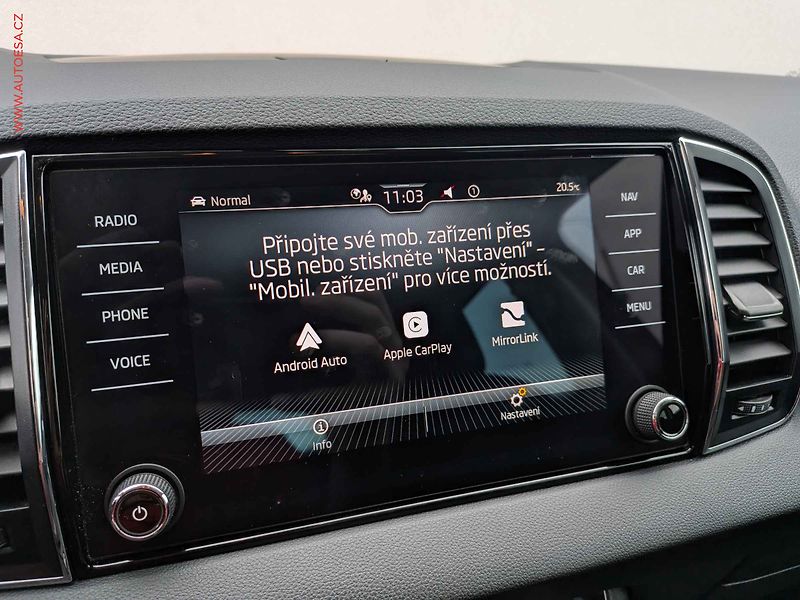 Škoda Karoq (2022) 1.5 TSi, ČR - fotka 17 z 18