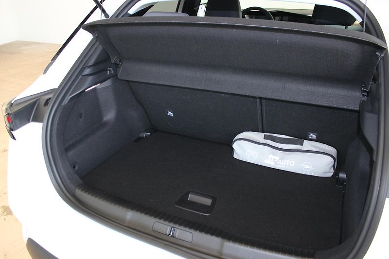 Opel Mokka (2024) 1.2 PureTech,101HP,ČR,1.maj. - fotka 20 z 20
