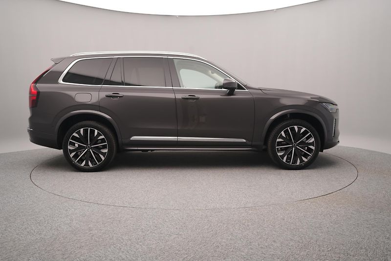 Volvo XC90 (2026) B5 AWD AUT BRIGHT ULTRA 7 míst - fotka 12 z 28