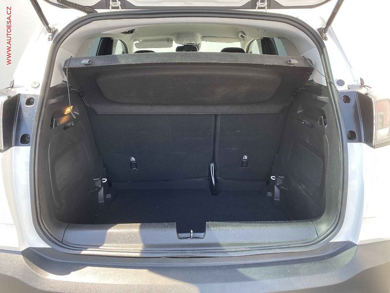 Opel Crossland (2023) 1.2 T, 1.maj,ČR, Elegance - fotka 7 z 18