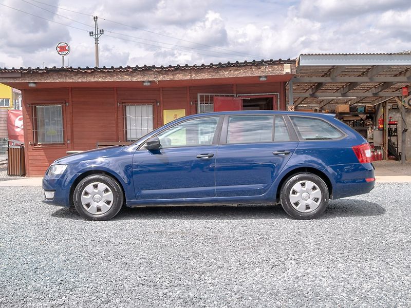 Škoda Octavia (2015) ČR 1.6TDI 66KW – PO SERVISU - fotka 8 z 37