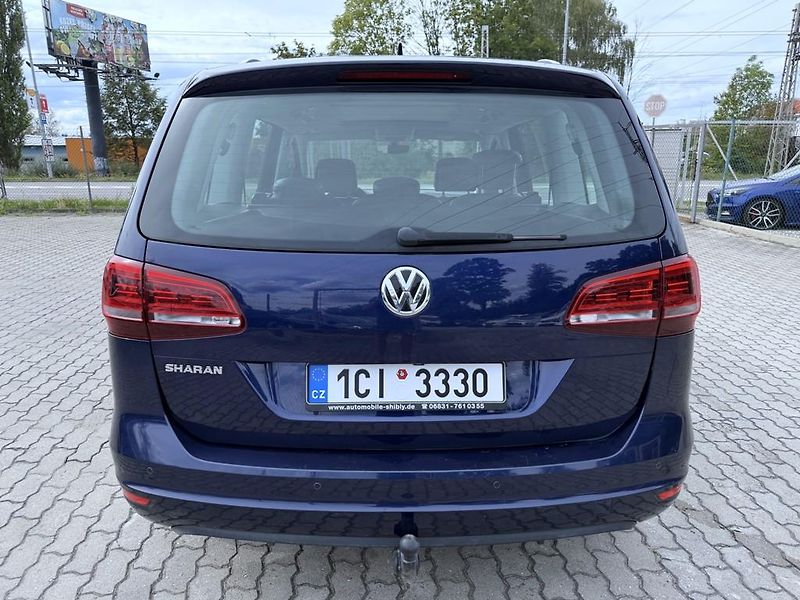 Volkswagen Sharan 2.0 TDI 135 kW Highline 7 míst - fotka 4 z 34