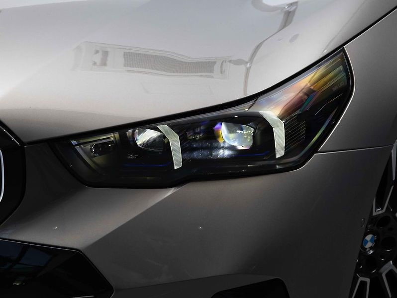 BMW Řada 5 540d xDrive Touring - fotka 8 z 22