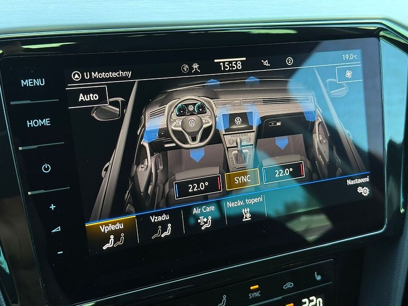 Volkswagen Passat 2.0TDI 110kW Elegance IQ Tažné - fotka 15 z 16