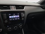 Škoda Octavia (2014) RS 2.0 TSI, Serv.kniha, Kůže - náhled 18