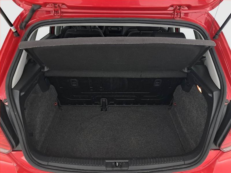 Volkswagen Polo (2010) 1.2 12V, nová STK, jezdí dobře - fotka 14 z 17