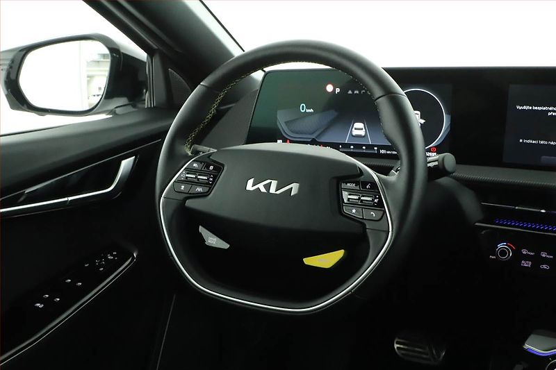 Kia EV6 (2023) GT AWD 77.4 kWh, SoH 99% - fotka 19 z 25