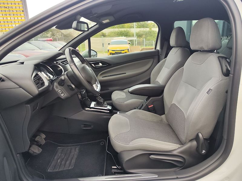 Citroën DS3 1.6 BlueHDi/88kW Servisováno - fotka 12 z 25