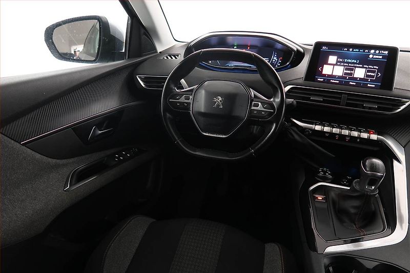 Peugeot 3008 (2017) 1.6 BlueHDi, Serv.kniha, Navi - fotka 7 z 19