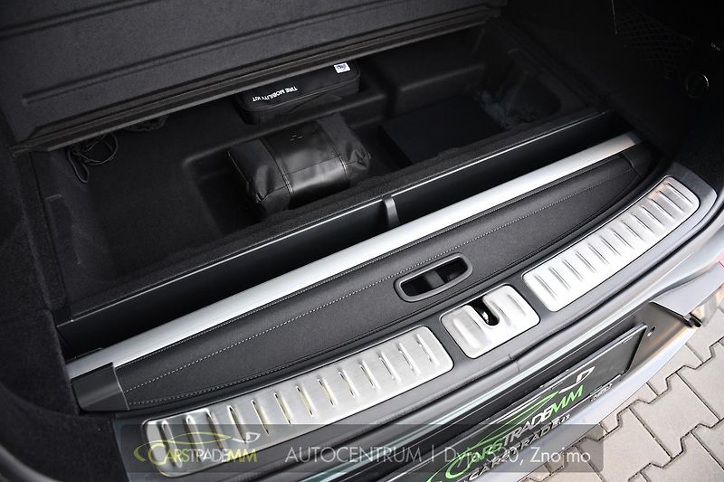 Genesis GV70 2.2CRDi AWD SPORT LINE - fotka 49 z 57