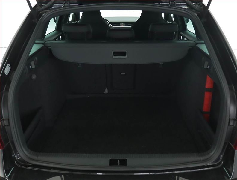 Škoda Octavia (2020) 1.5 TSI, Automat, Serv.kniha - fotka 14 z 16