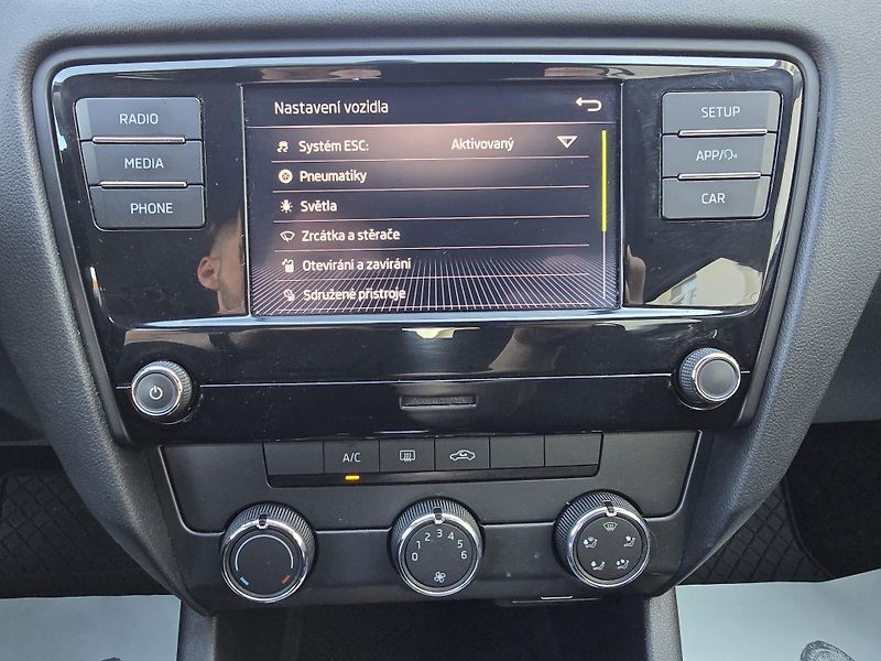 Škoda Octavia 1.5TSI CNG DSG 1.Maj. ČR - DPH - fotka 22 z 27