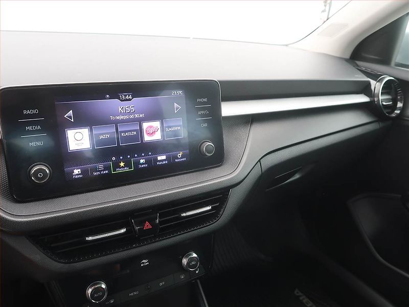 Škoda Fabia (2023) Style 1.0 TSI, Serv.kniha - fotka 12 z 18