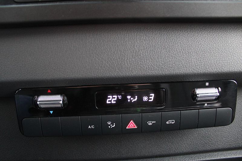 Mercedes-Benz Sprinter 315 CDI 2,0 Maxi+Klima - fotka 18 z 25