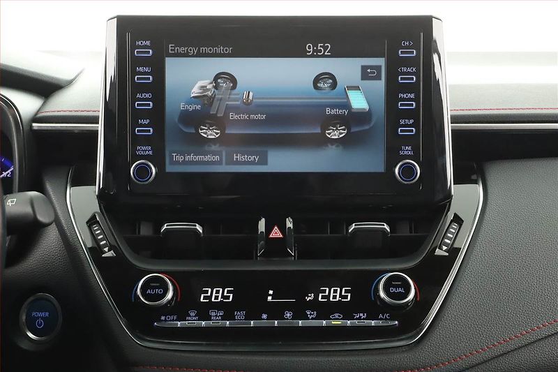 Toyota Corolla (2019) 1.8 Hybrid, Automat, ČR,1.maj - fotka 13 z 15