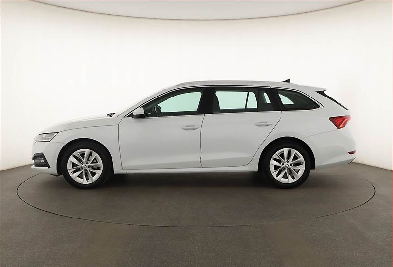 Škoda Octavia (2022) 2.0 TDI, ČR,1.maj, Serv.kniha - fotka 3 z 20