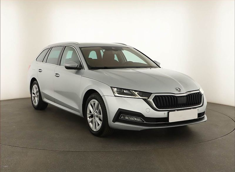 Škoda Octavia (2022) Style 2.0 TDI, ČR,1.maj - fotografie inzerátu