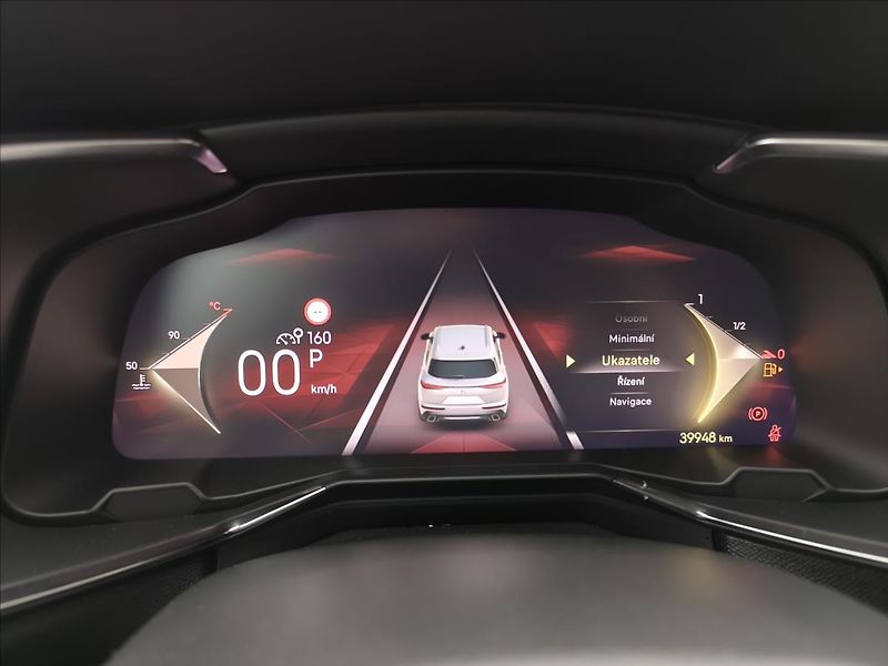 DS Automobiles DS7 Crossback 1,5   PERFOR. LINE 1.5 BLUEHDI - fotka 11 z 27