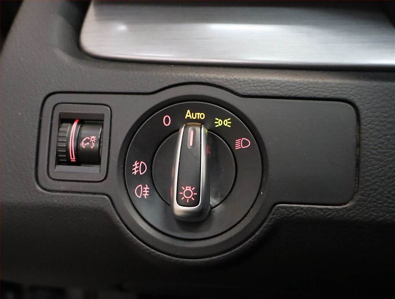 Volkswagen Passat (2013) Comfortline 2.0 TDI - fotka 18 z 20