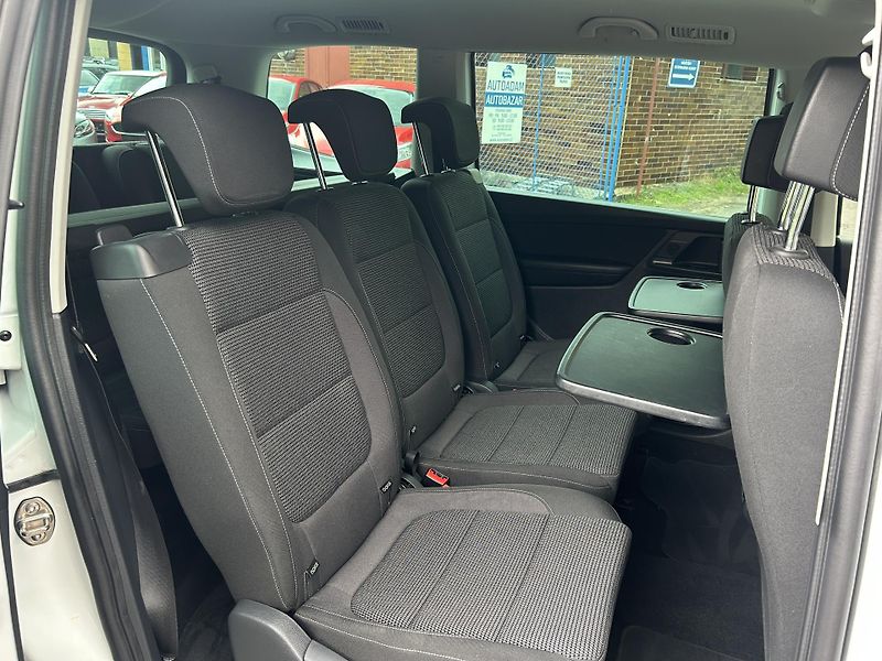 Volkswagen Sharan (2016) 1,4TSi 110 Comfortline 7 míst  - fotka 41 z 58