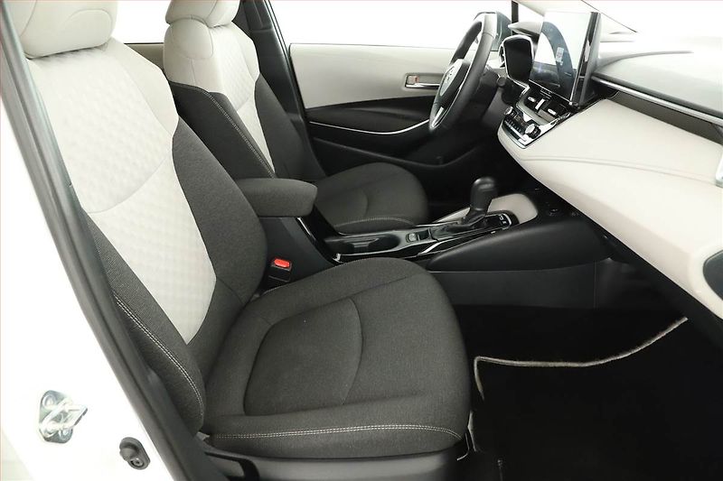Toyota Corolla (2023) 1.8 Hybrid, Automat - fotka 7 z 20