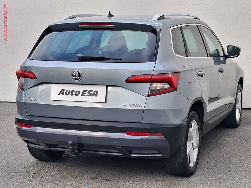 Škoda Karoq (2019) 1.5 TSi, Business, DSG, TZ - fotka 4 z 19