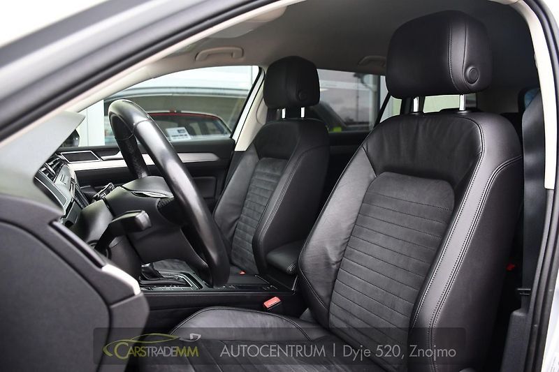 Volkswagen Passat 2,0TDi DSG NAVI 2xKOLA  - fotka 12 z 51