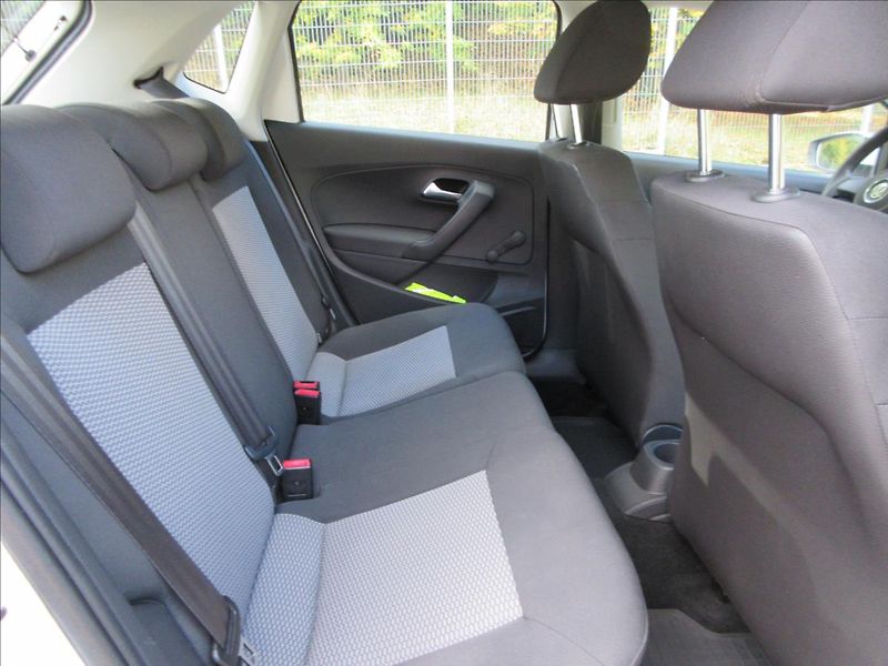 Volkswagen Polo 1,2 i Klima, 5dv. ESP, Nové ČR - fotka 16 z 26
