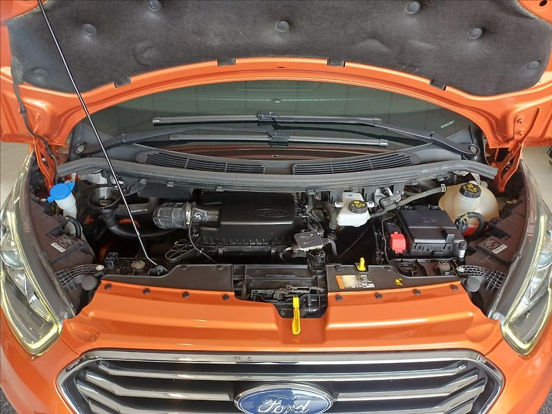 Ford Tourneo Custom 2,0 Titanium,1maj,Top stav! - fotka 25 z 27