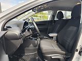 Hyundai i20 1.2i/58kW Wave - náhled 12