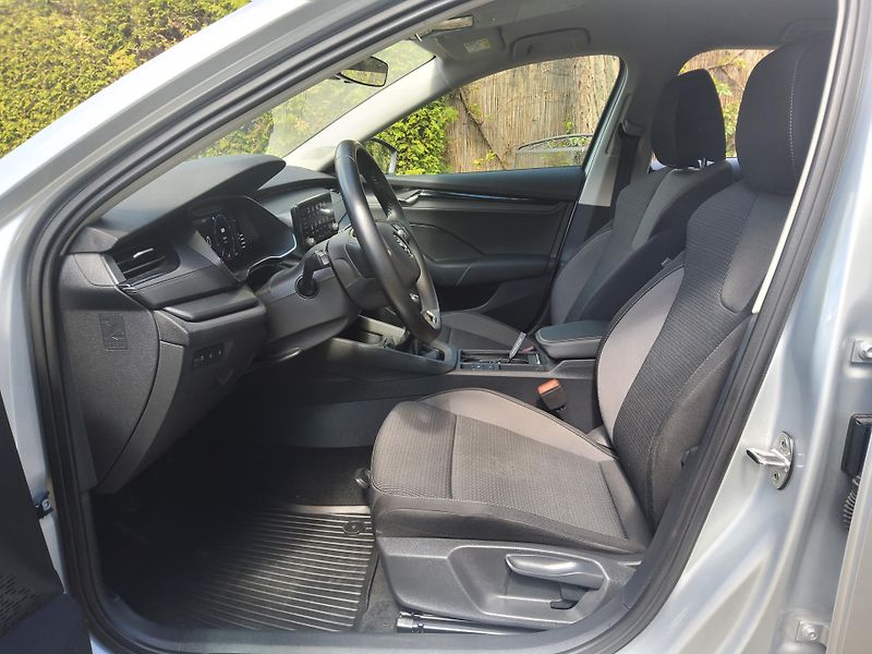 Škoda Octavia (2023) 2.0TDI 85kw Amb 1maj ČR tažné - fotka 6 z 26