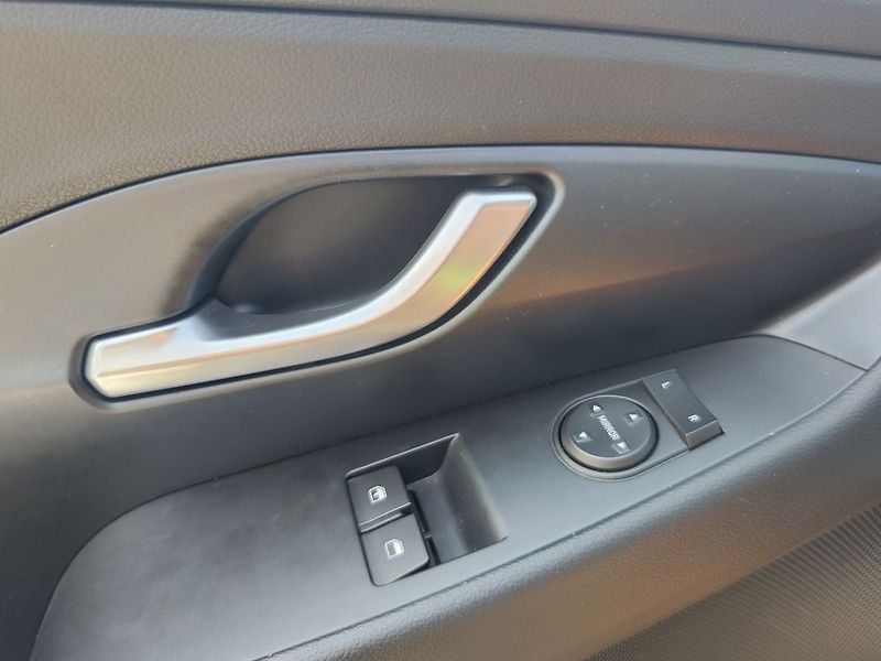 Hyundai i30 1.0 T-GDI/88kW Start Plus - fotka 24 z 26