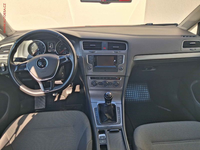 Volkswagen Golf (2013) 1.4 TSi, ČR, Comfortline - fotka 8 z 18