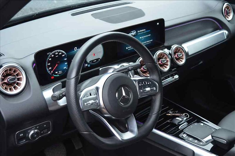 Mercedes-Benz Ostatní (2022) EQB 250 - fotka 10 z 17