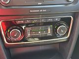 Škoda Superb (2009) 2.0 TDi, ČR, Ambition, DSG - náhled 13