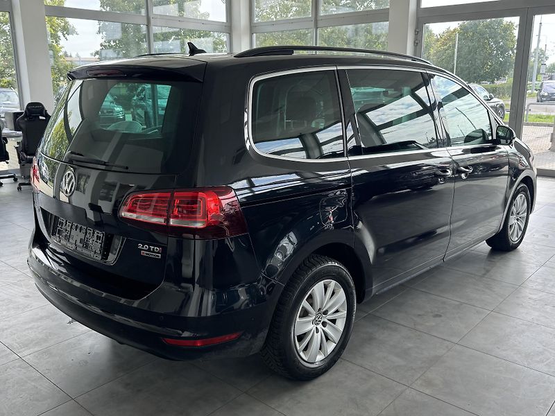 Volkswagen Sharan (2017) 2,0TDi DSG 4x4 7.MÍST NAVI - fotka 8 z 16