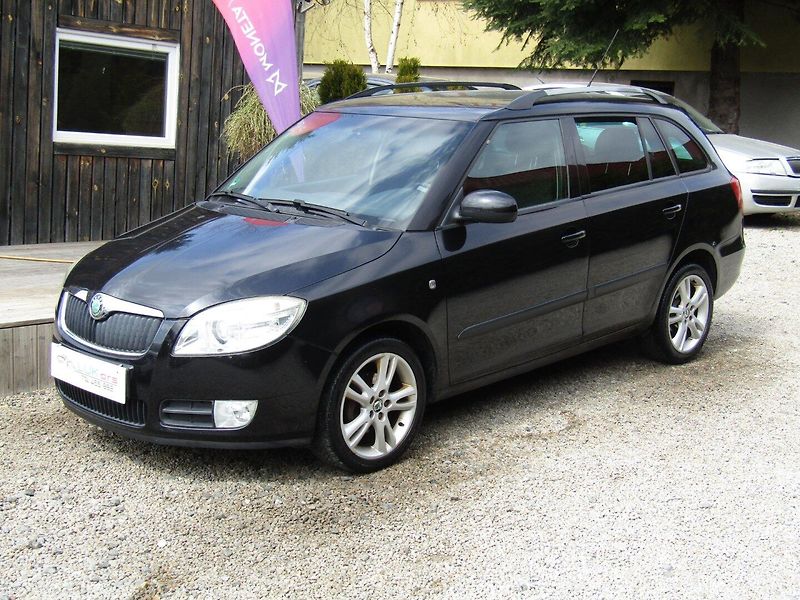 Škoda Fabia (2008) 1.4 16V  63kW  SPORT - fotka 1 z 38