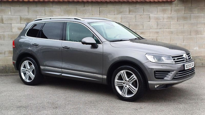 Volkswagen Touareg 3.0 TDI 193kW R-LINE-WEBASTO- - fotka 3 z 50