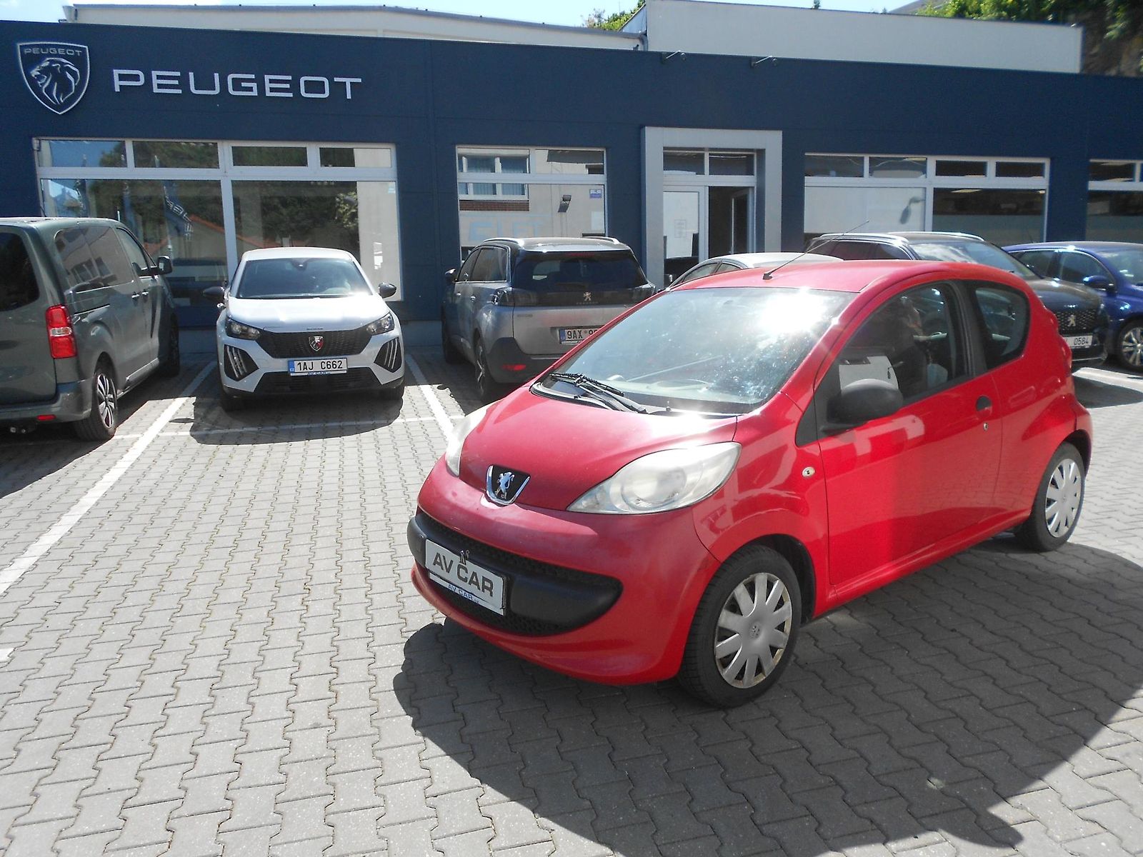 Peugeot 107 1,0i 1.majitel, plná historie