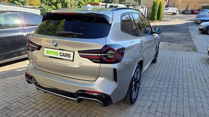 BMW iX3 (2022) M-Sport 210kW 80kWh SoH96,3% - fotka 5 z 56