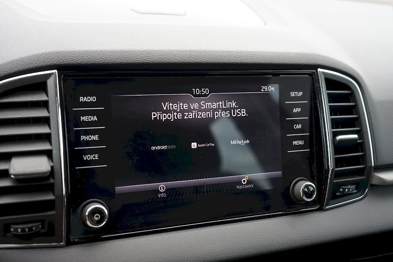Škoda Karoq (2019) TSI 110 kW Ambition - tažné - fotka 14 z 27