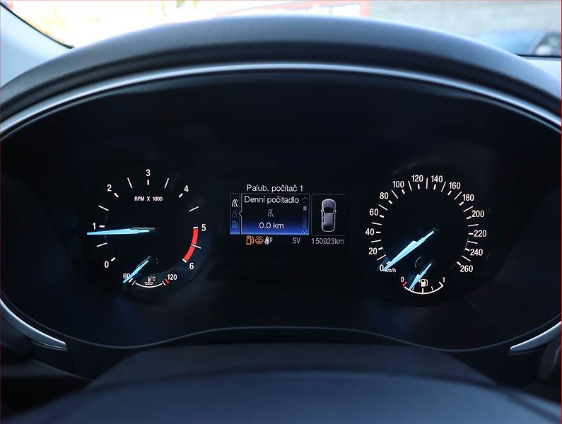 Ford Mondeo (2018) 1.5 TDCi, Serv.kniha, Navi - fotka 11 z 21