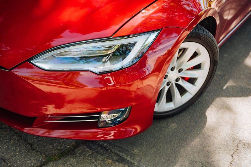 Tesla Model S (2019) P100D Ludicrous, SoH 91% - fotka 9 z 30