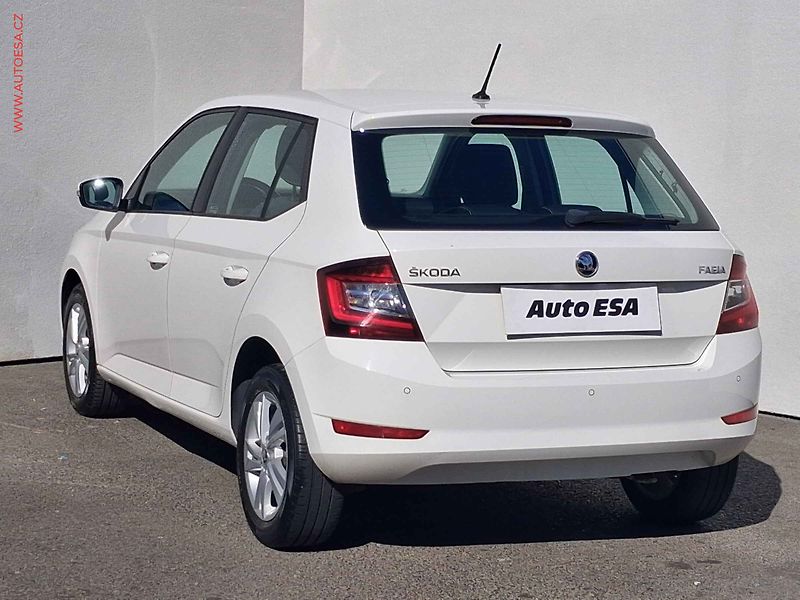 Škoda Fabia (2019) 1.0TSi, 2.maj,ČR, AC, temp - fotka 6 z 18