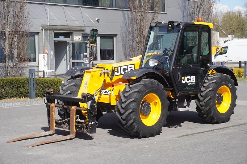 JCB (2018) 526-56 AGRI Plus / 5.6 m - fotka 3 z 24