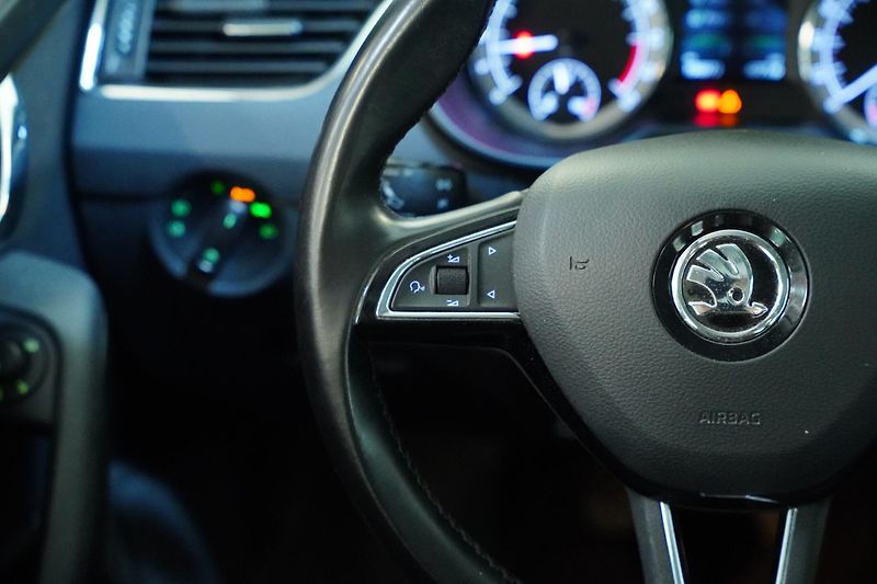 Škoda Octavia - fotka 17 z 28