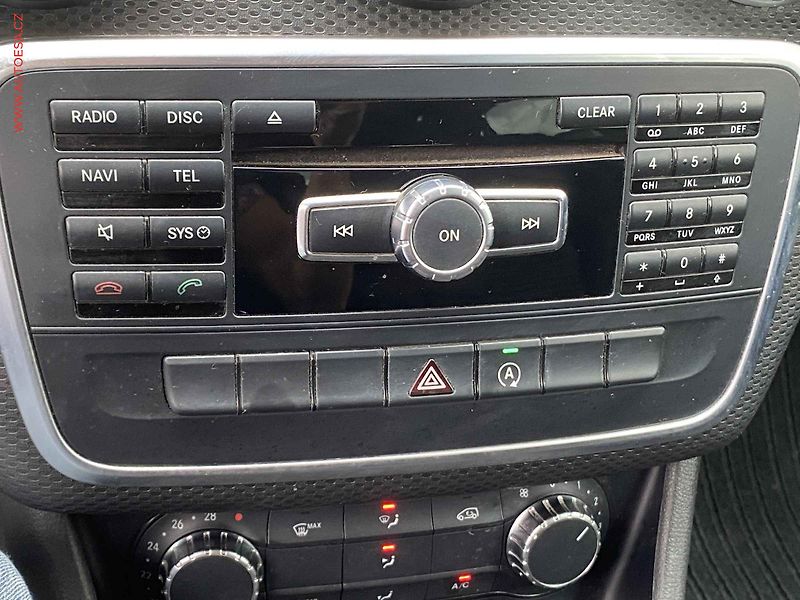 Mercedes-Benz Třídy A (2016) 1.6i A180, Navi, AC, tažné - fotka 13 z 17